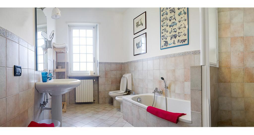 B&B "La Riviera" Arignano Szoba fotó