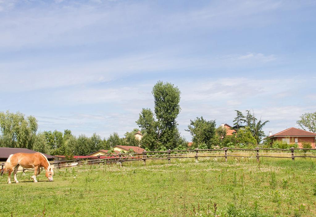 B&B "La Riviera" Arignano Kültér fotó